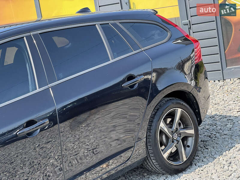 Универсал Volvo V60 2015 в Стрые