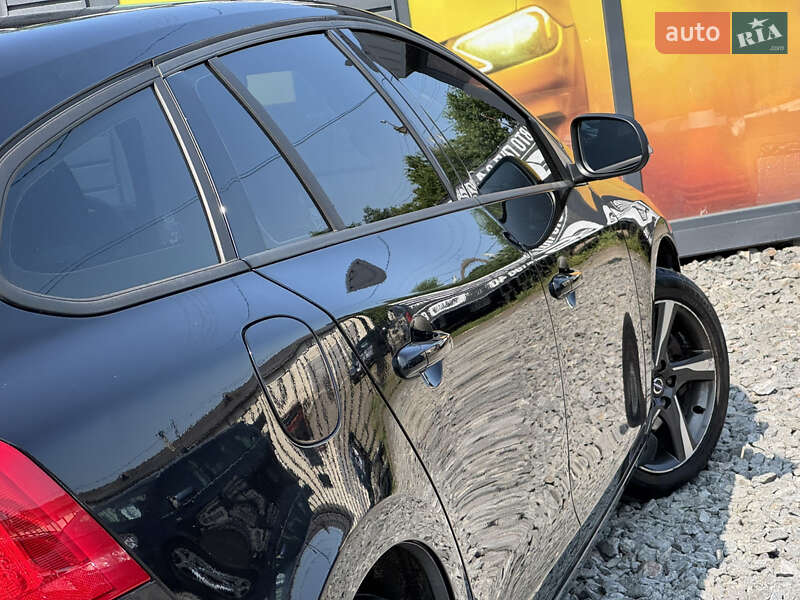 Универсал Volvo V60 2015 в Стрые