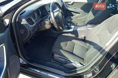 Універсал Volvo V60 2012 в 