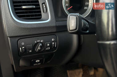 Универсал Volvo V60 2011 в 