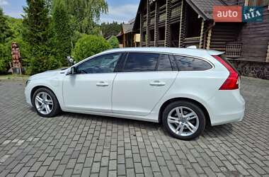 Универсал Volvo V60 2014 в 