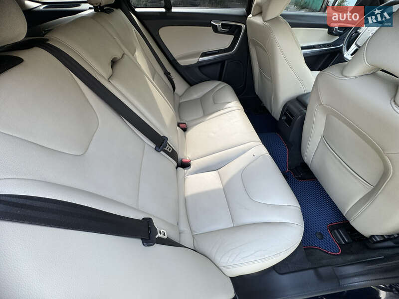Универсал Volvo V60 2016 в Харькове