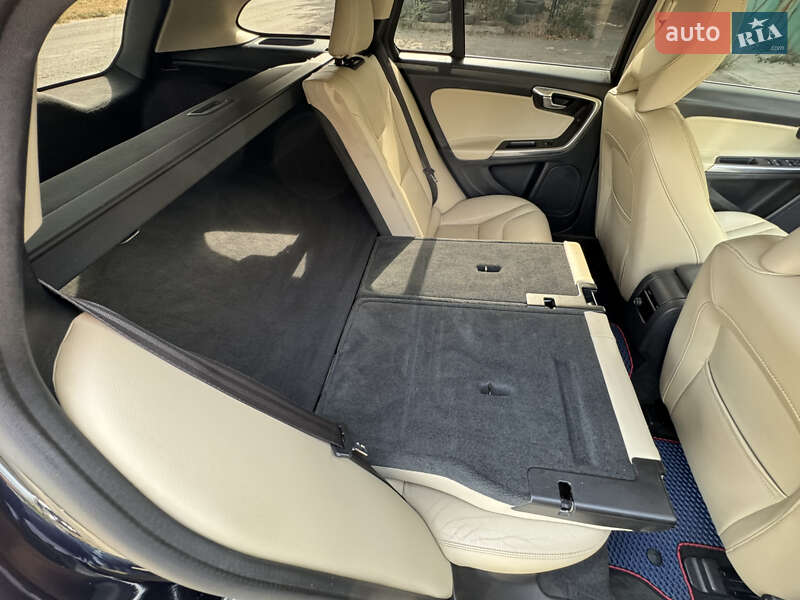 Универсал Volvo V60 2016 в Харькове