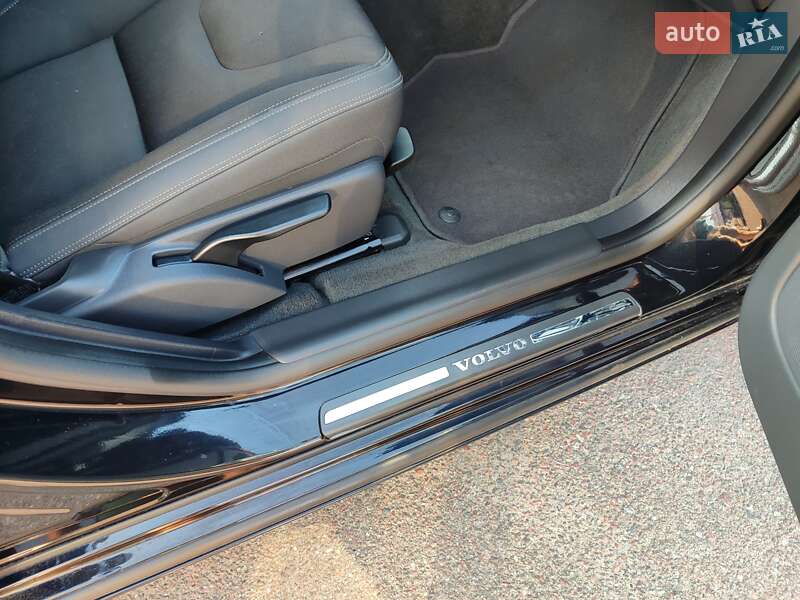 Универсал Volvo V60 2014 в Киеве