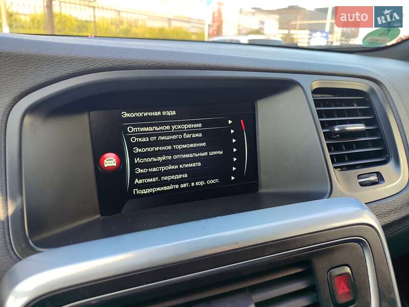 Универсал Volvo V60 2014 в Киеве