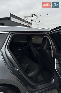 Универсал Volvo V60 2016 в 