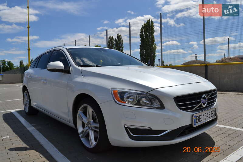 Volvo V60 2017