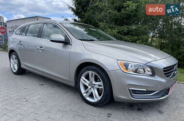 Volvo V60 2015