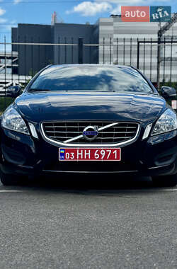 Универсал Volvo V60 2011 в Киеве