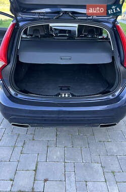 Универсал Volvo V60 2014 в 