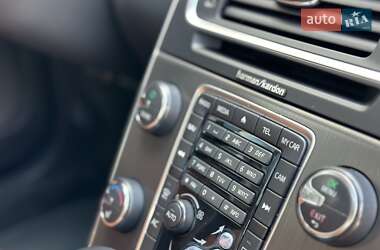 Универсал Volvo V60 2012 в 