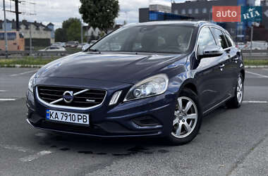 Универсал Volvo V60 2012 в Киеве