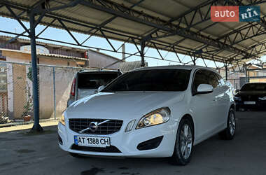 Volvo V60 2013