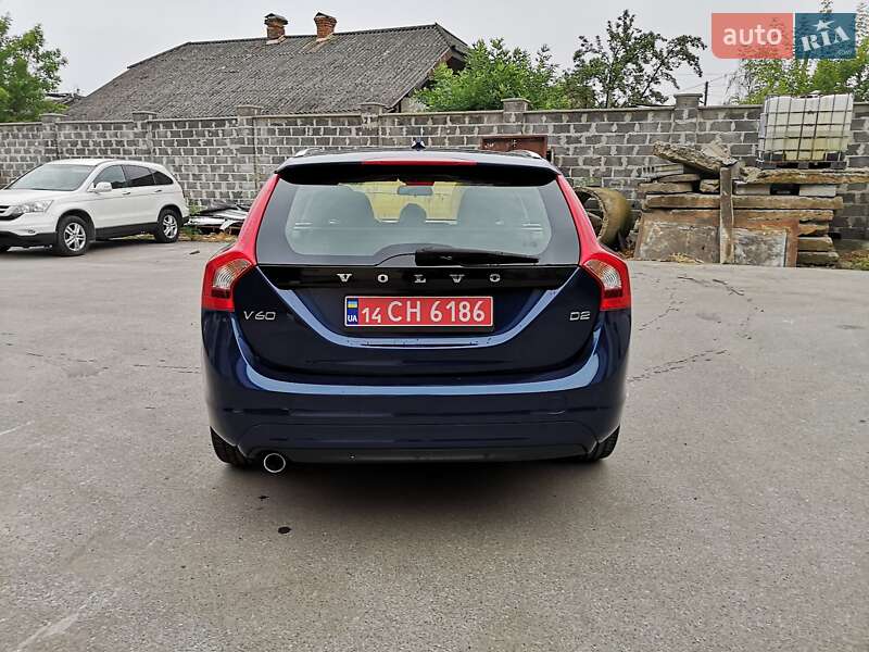 Универсал Volvo V60 2015 в Калуше