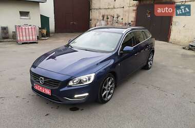 Универсал Volvo V60 2015 в 