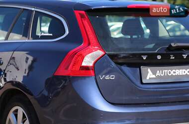 Универсал Volvo V60 2012 в 