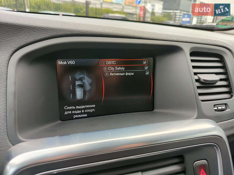Универсал Volvo V60 2012 в Киеве