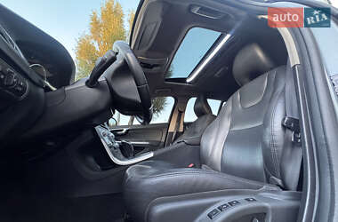 Универсал Volvo V60 2016 в 