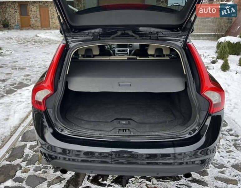 Универсал Volvo V60 2011 в Сарнах