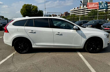 Универсал Volvo V60 2016 в 