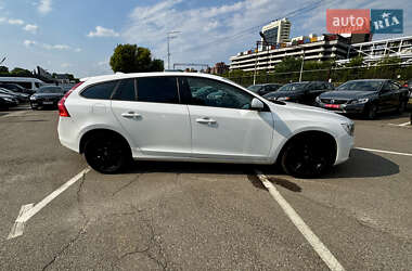 Универсал Volvo V60 2016 в 