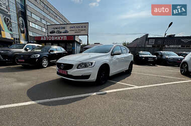 Универсал Volvo V60 2016 в 