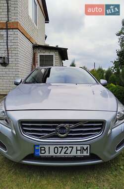 Volvo V60 2011