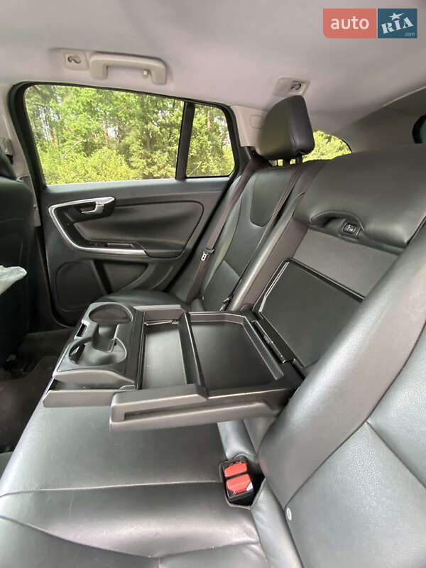 Универсал Volvo V60 2014 в Новояворовске фото 20 Универсал Volvo V60 2014 в Новояворовске