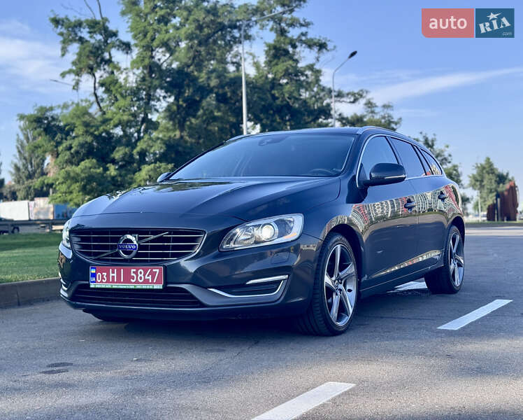 Универсал Volvo V60 2014 в Киеве