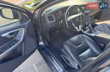Универсал Volvo V60 2014 в 