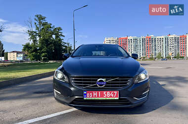 Универсал Volvo V60 2014 в 