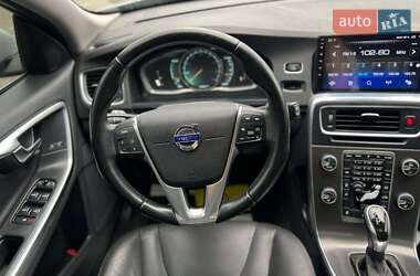 Универсал Volvo V60 2013 в 
