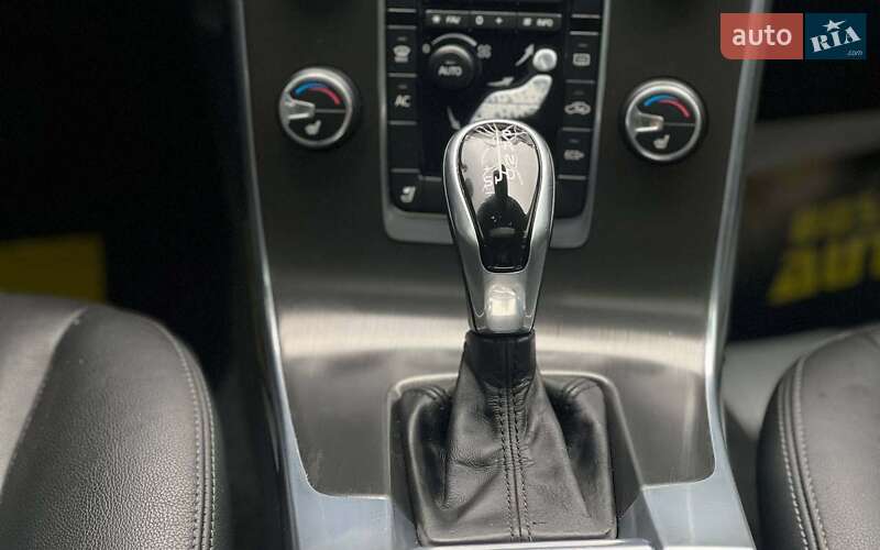 Універсал Volvo V60 2013 в Івано-Франківську