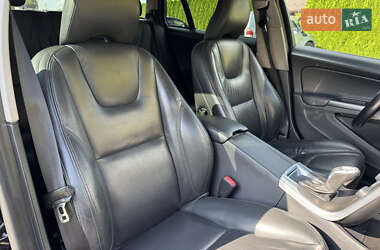 Универсал Volvo V60 2012 в 
