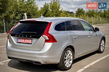 Универсал Volvo V60 2014 в 