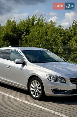Универсал Volvo V60 2014 в 