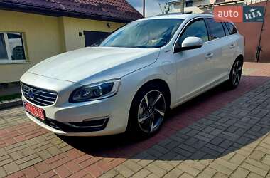 Универсал Volvo V60 2014 в 