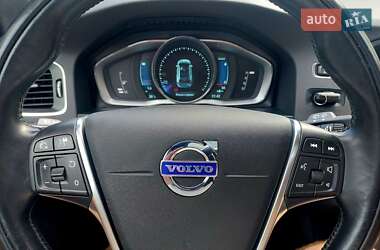 Универсал Volvo V60 2014 в 