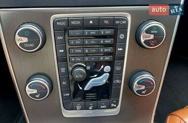 Универсал Volvo V60 2014 в 