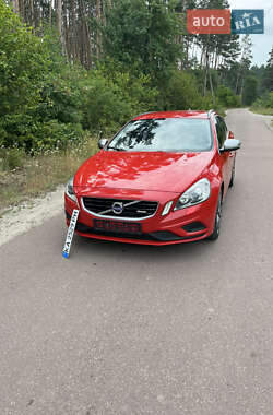 Универсал Volvo V60 2013 в 