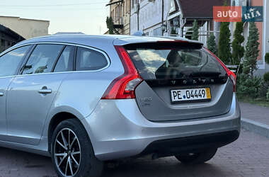 Универсал Volvo V60 2012 в 