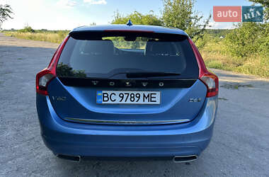 Универсал Volvo V60 2015 в 