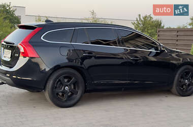 Универсал Volvo V60 2010 в 