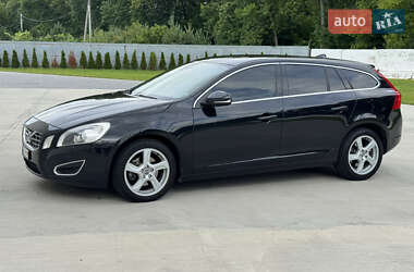 Универсал Volvo V60 2012 в 
