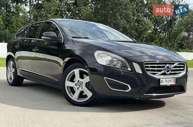 Универсал Volvo V60 2012 в 