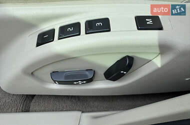 Универсал Volvo V60 2012 в 