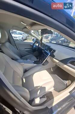 Універсал Volvo V60 2014 в 