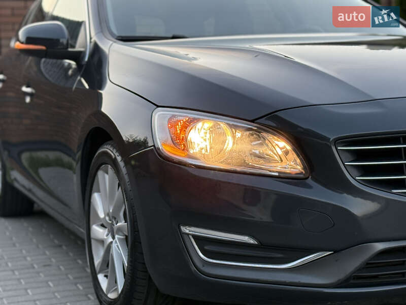 Универсал Volvo V60 2014 в Виннице