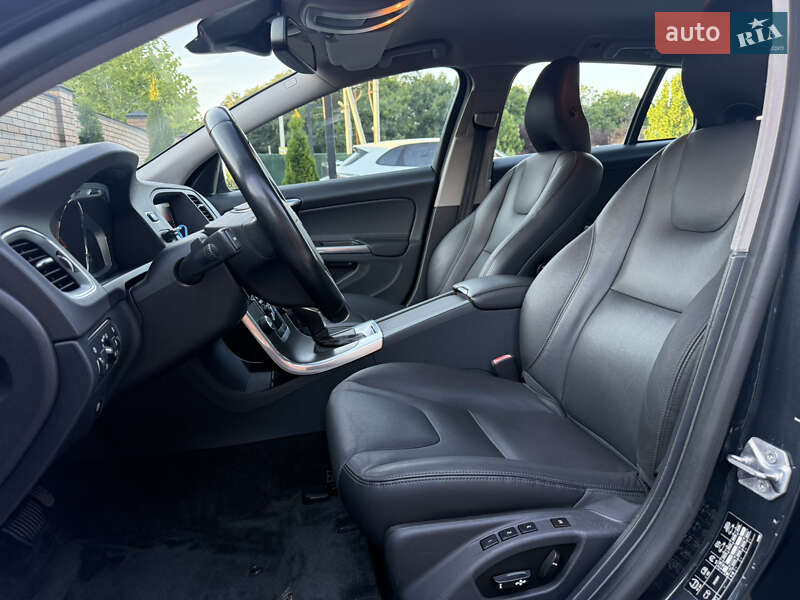 Универсал Volvo V60 2014 в Виннице