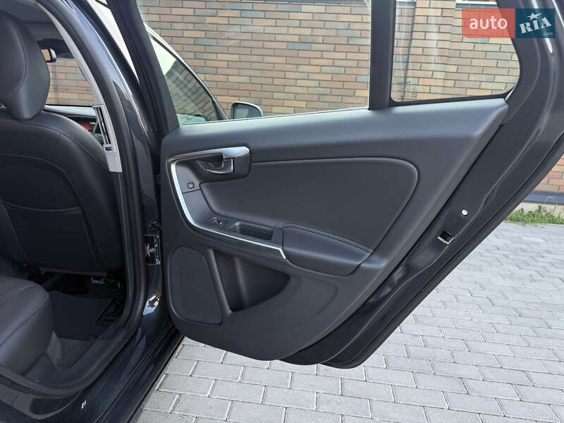 Универсал Volvo V60 2014 в Виннице